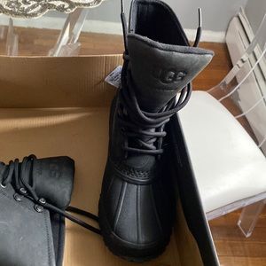 Uggs snow or rain boots waterproof